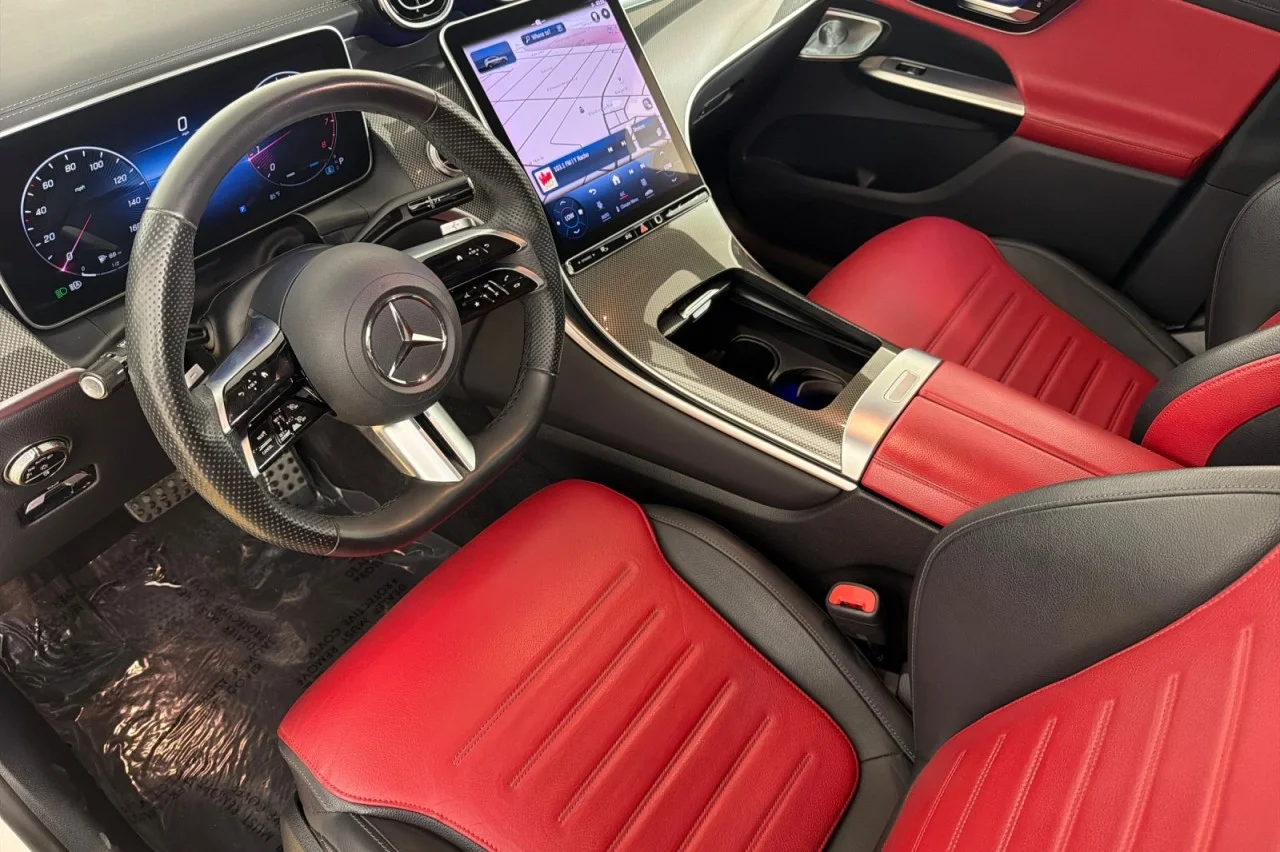 Used 2024 Polar White Mercedes-Benz GLC 300 image 9