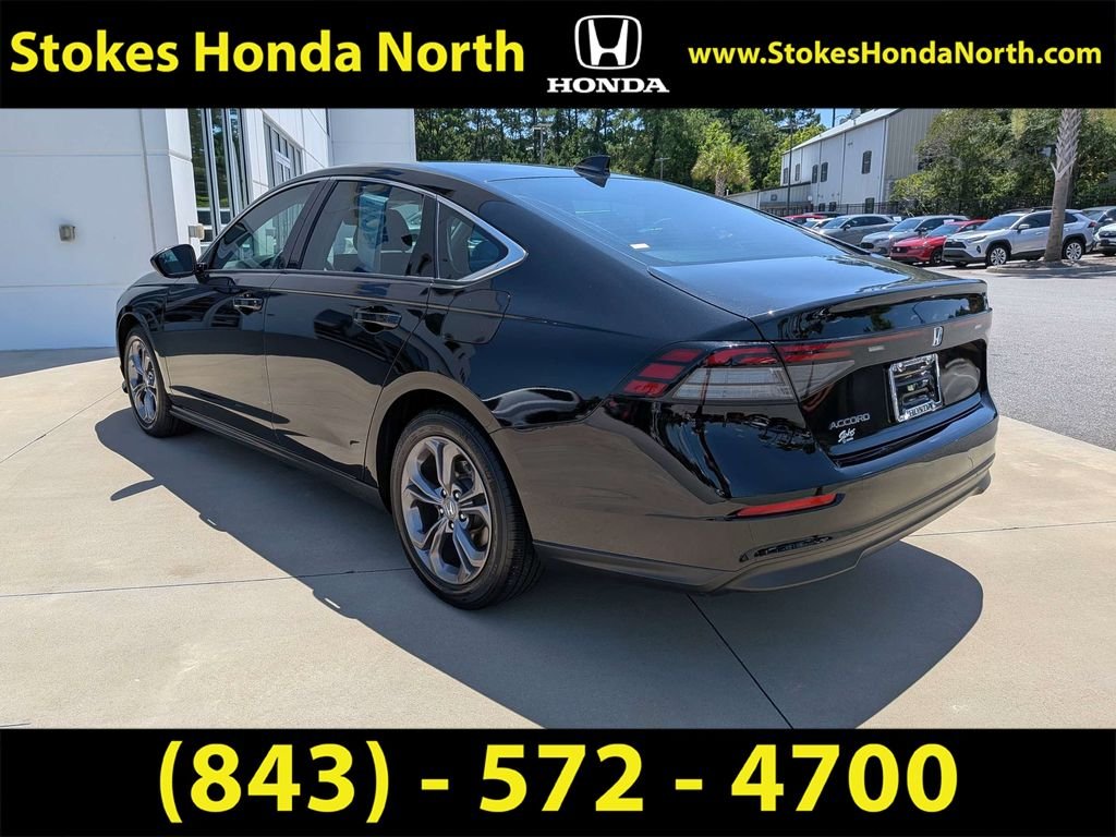 Used 2024  Honda EX image 4