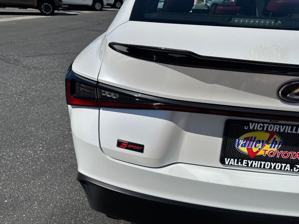Used 2021 White Lexus 300 image 7