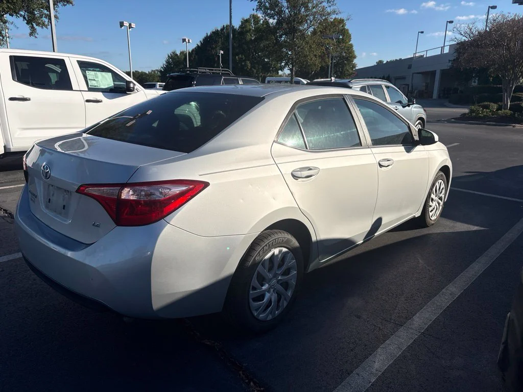 Used 2019 Silver Toyota L image 5