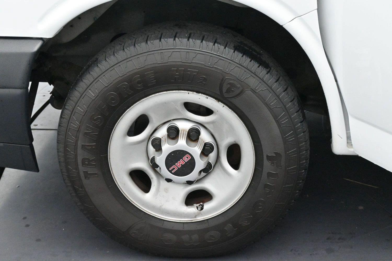 Used 2018 Summit White GMC 2500 image 29