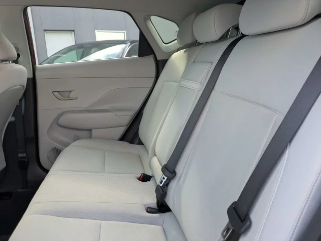 Used 2024 Red Hyundai SEL image 13