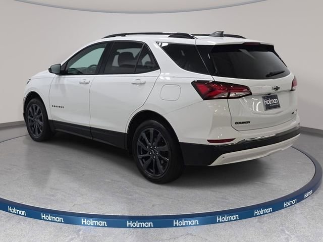 Used 2022 White Chevrolet RS image 8