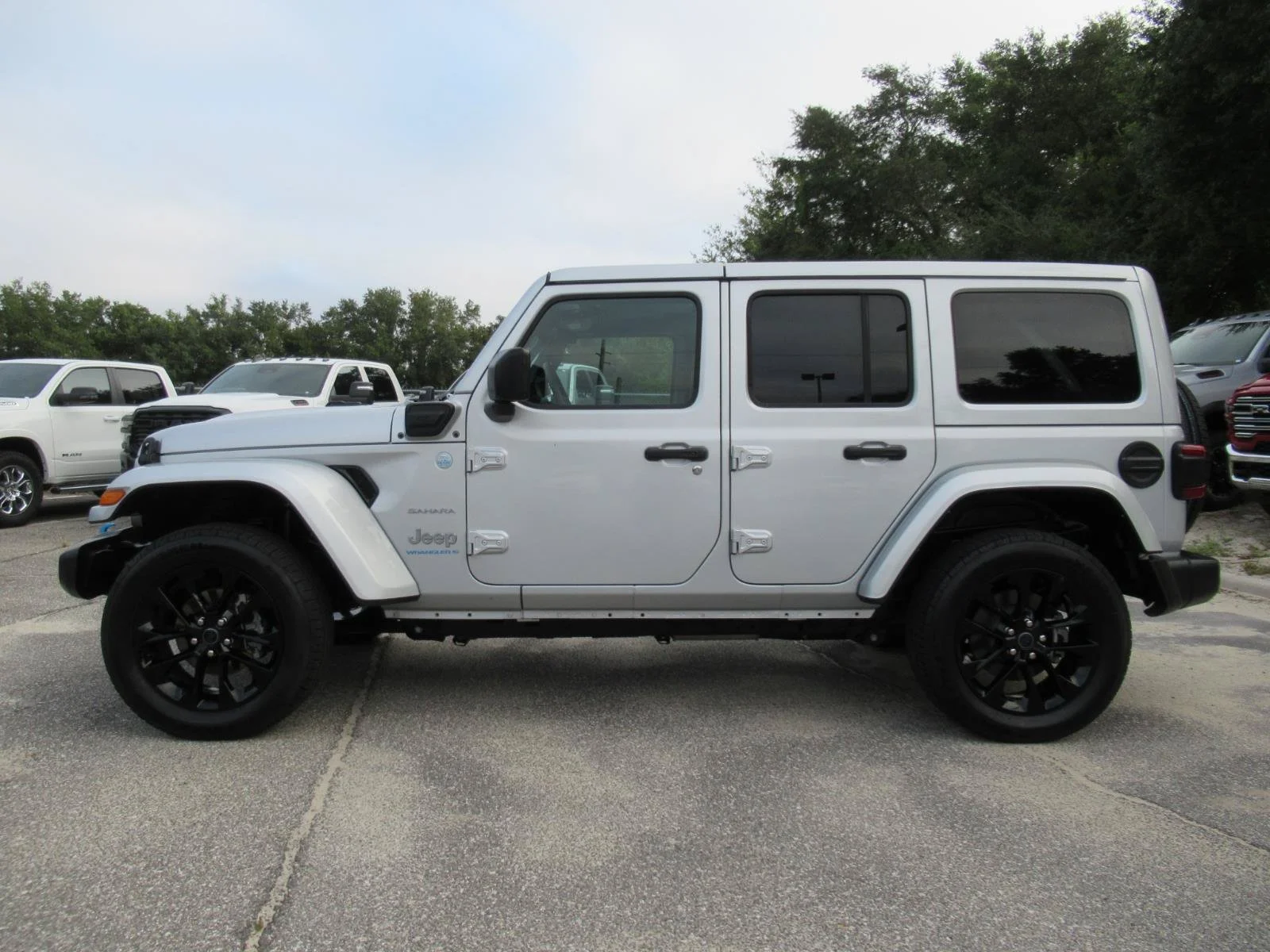Certified Used 2024 Silver Jeep Sahara 4xe image 4