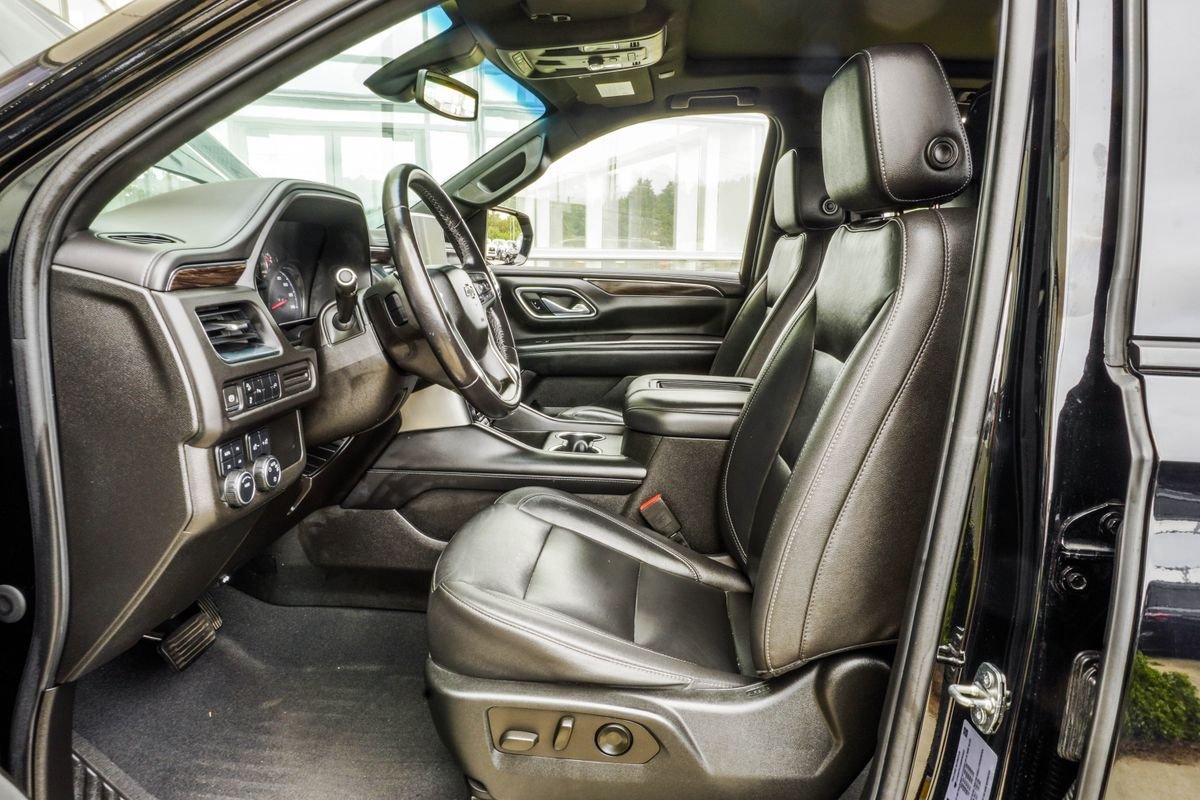 Used 2021 Black Chevrolet Z71 image 37