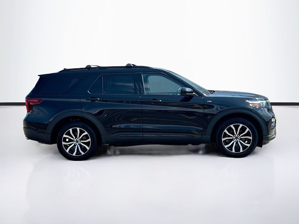 2023 Ford Explorer ST Line - Photo 8
