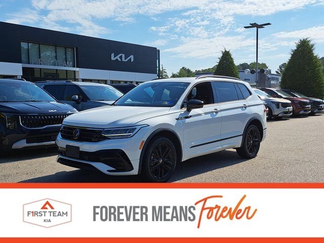 2022 Volkswagen Tiguan 2.0T SE R-Line Black