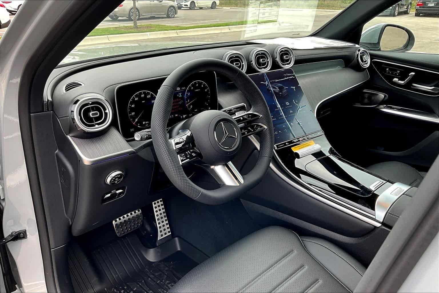 New 2026 MANUFAKTUR Alpine Grey Mercedes-Benz GLC 300 image 8