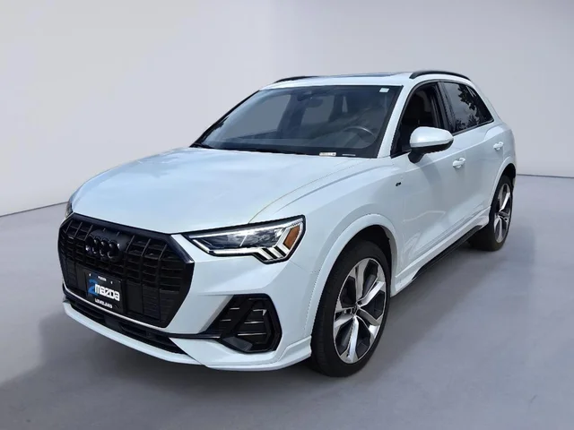 2022 Audi Q3 S line Premium Plus