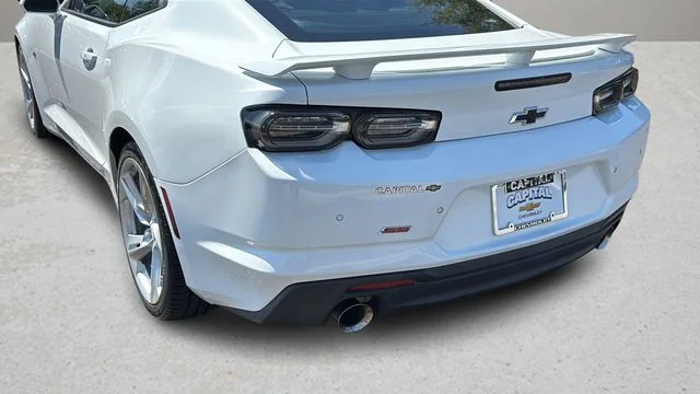 Used 2021 White Chevrolet SS image 40