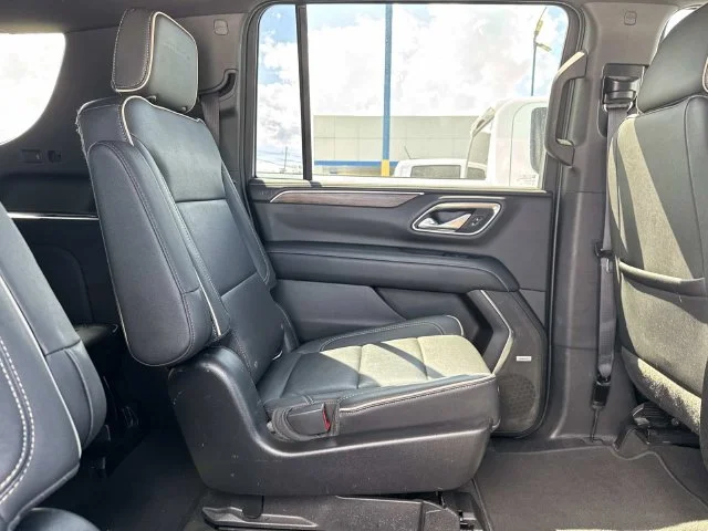 Used 2022 White Chevrolet Premier image 18