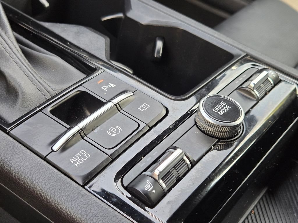 Used 2025 Gray Kia GT image 29