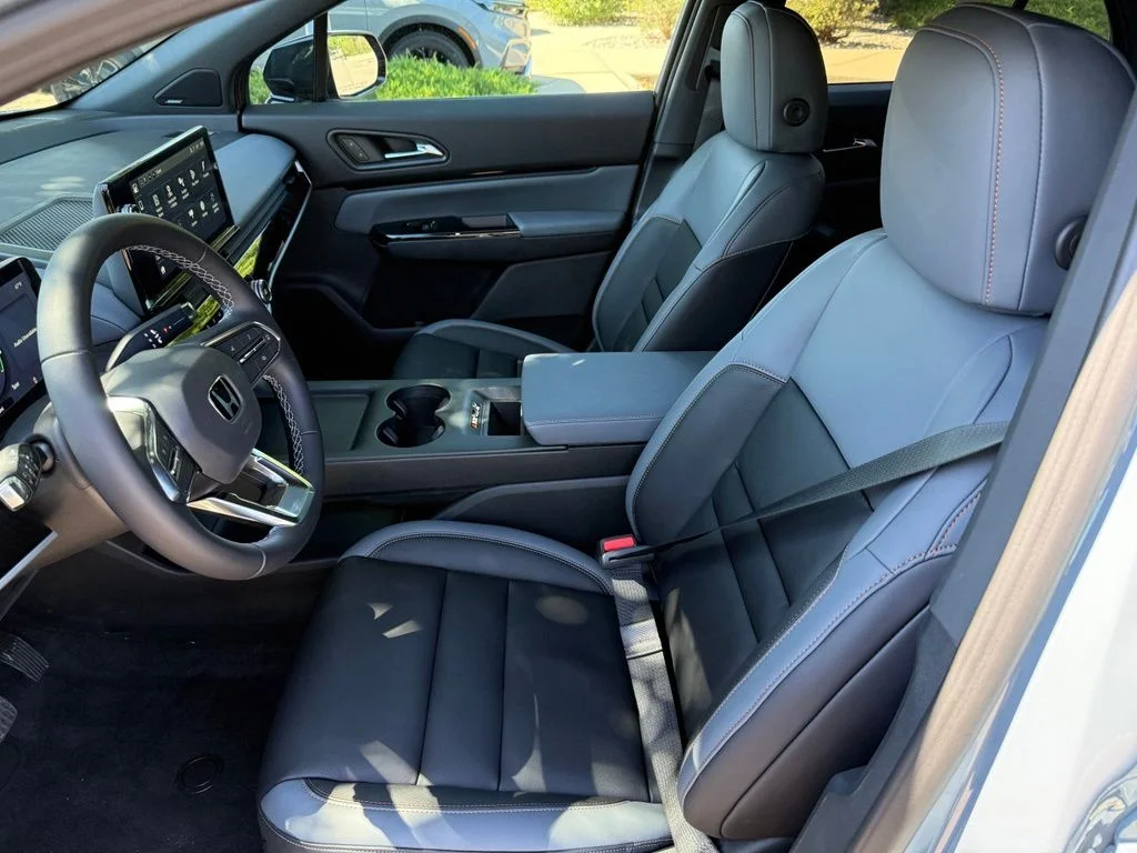 New 2026 Sonic Gray Pearl Honda Touring image 13