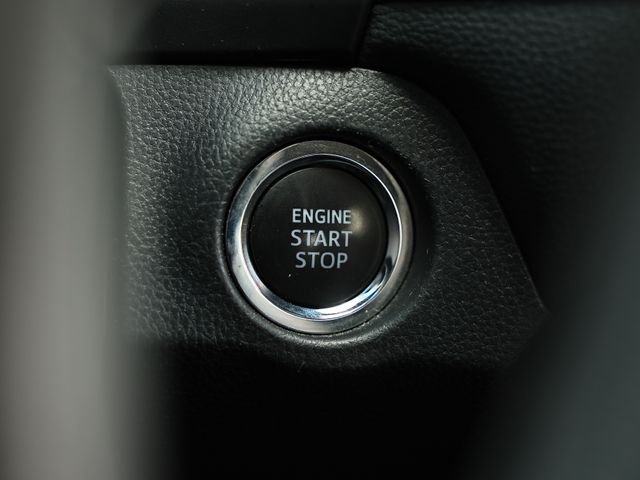 Used 2025 Silver Sky Metallic Toyota XLE image 33