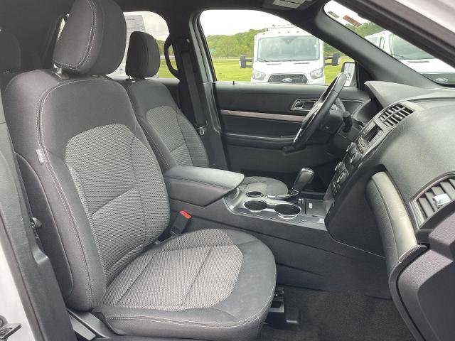Certified Used 2018 Oxford White Ford XLT image 51