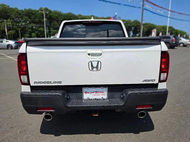 Used 2023 White Honda RTL image 6