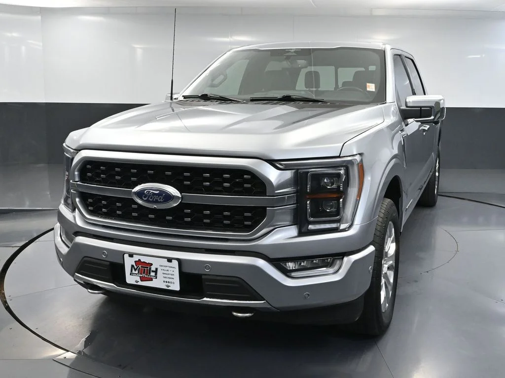 Used 2023 Silver Ford Platinum image 13