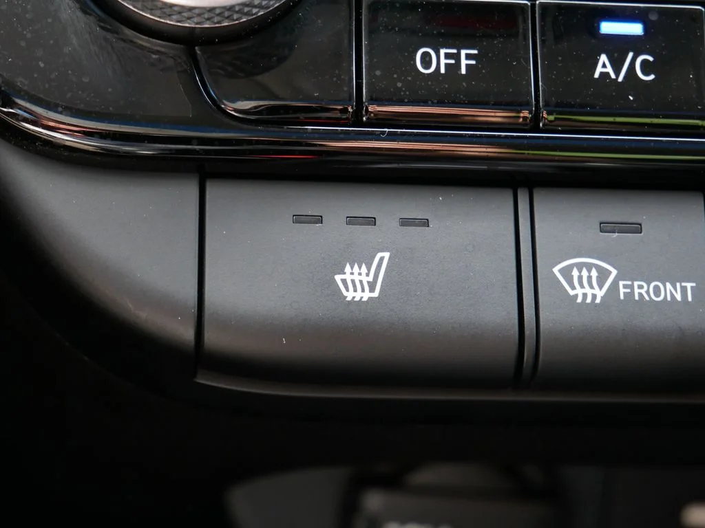 Certified Used 2025  Hyundai SEL Convenience image 24