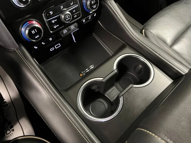 2024 GMC Yukon SLT - Photo 35