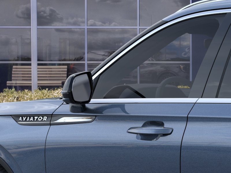 New 2026 Whisper Blue Metallic Clearcoat Lincoln Reserve® image 46