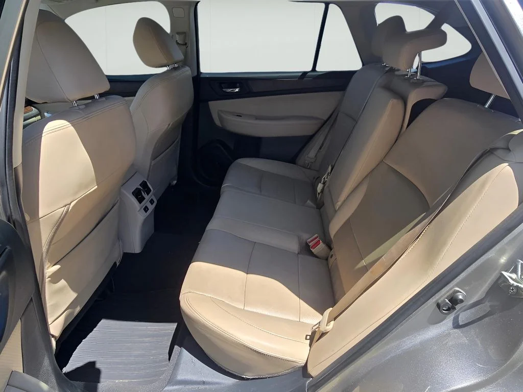 Used 2017 Tungsten Metallic Subaru Limited image 18