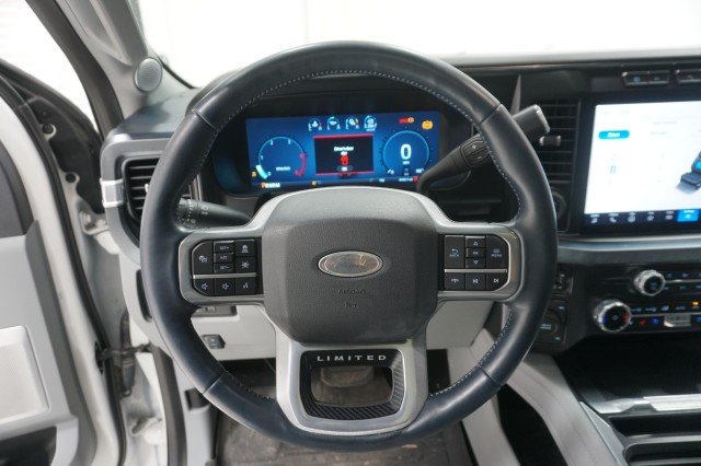 Used 2024 STAR WHITE METALLIC TRI-COAT Ford Limited image 27