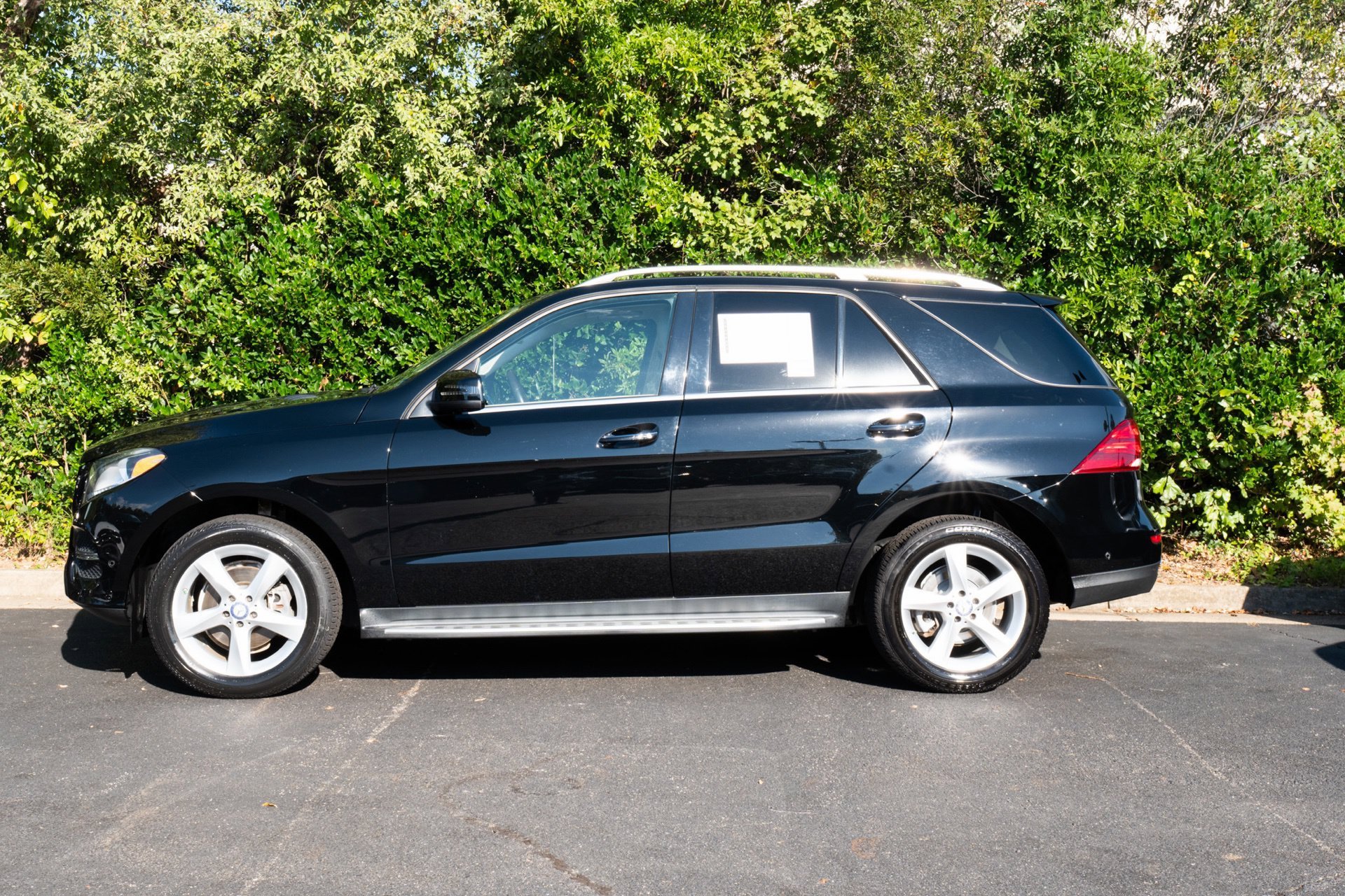 Used 2017 Black Mercedes-Benz GLE 350 image 21