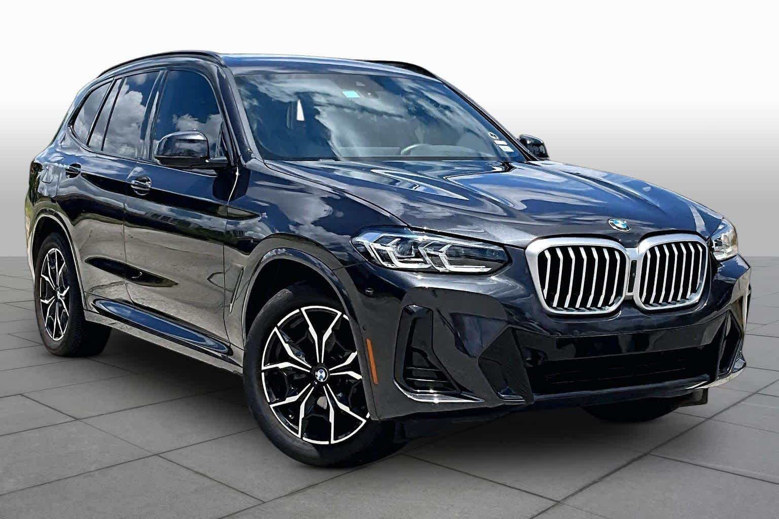 Used 2024 Dark Graphite Metallic BMW sDrive30i image 2