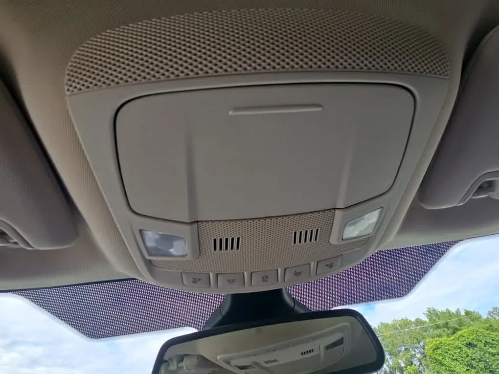 Used 2020 Atlas Blue Metallic Ford SEL image 23