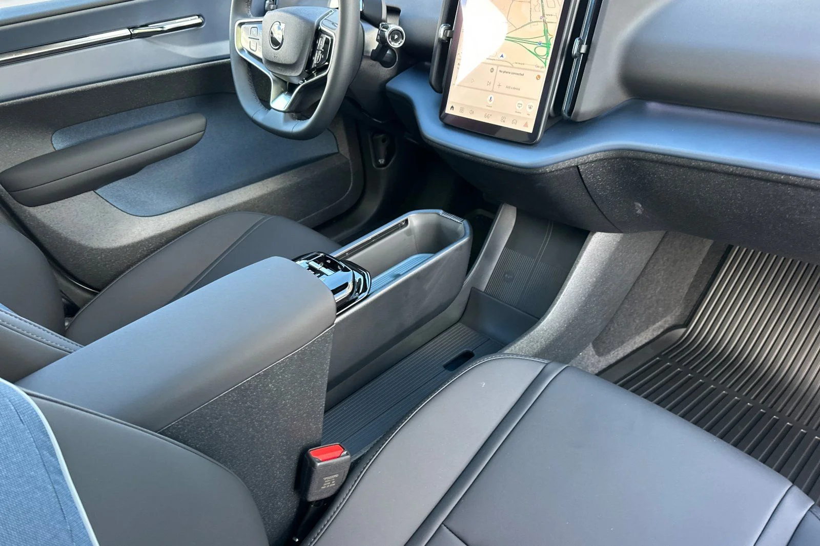 New 2026 Cloud Blue Volvo Plus image 15
