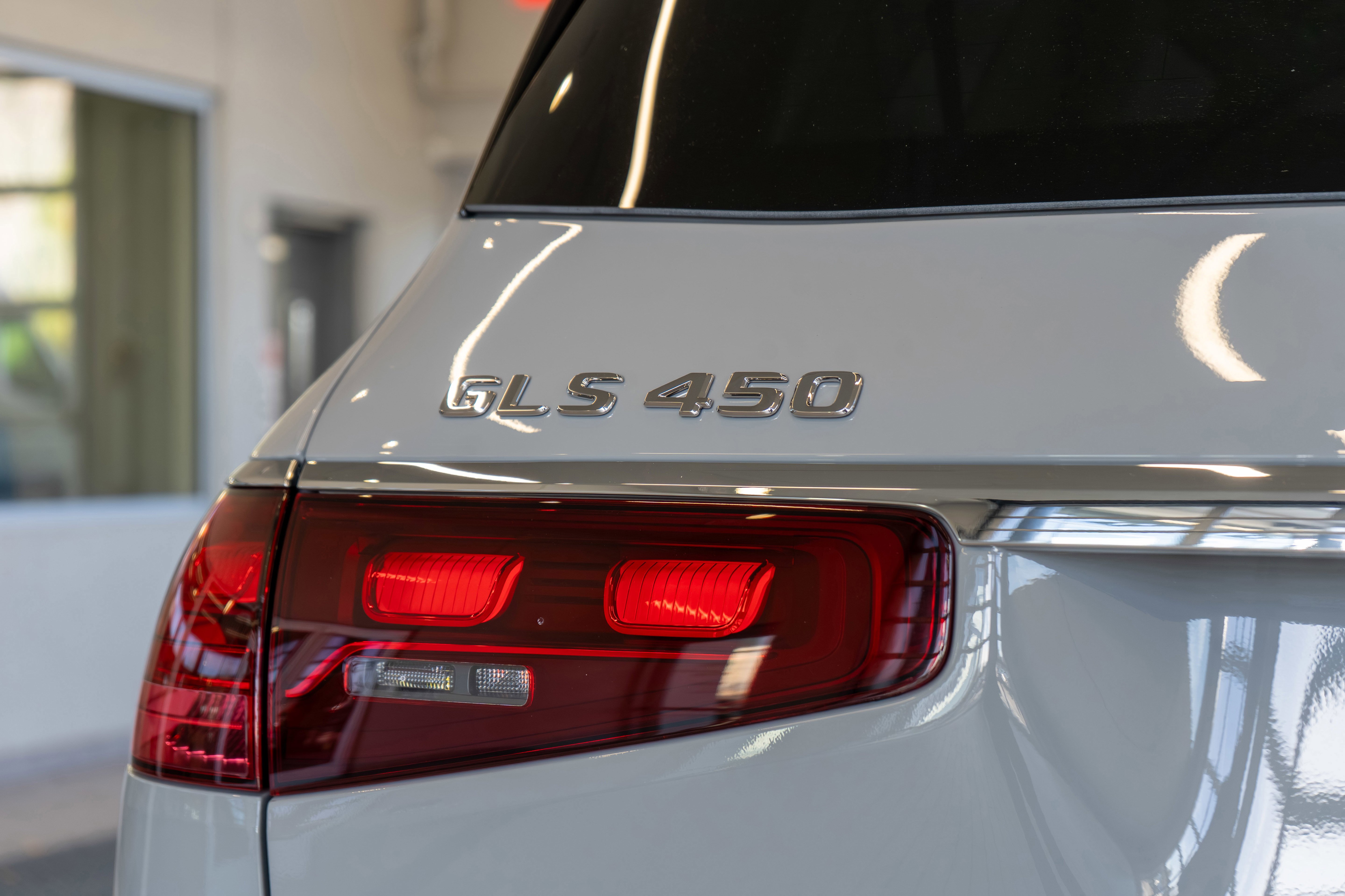 New 2026 MANUFAKTUR Alpine Grey Mercedes-Benz GLS 450 image 58