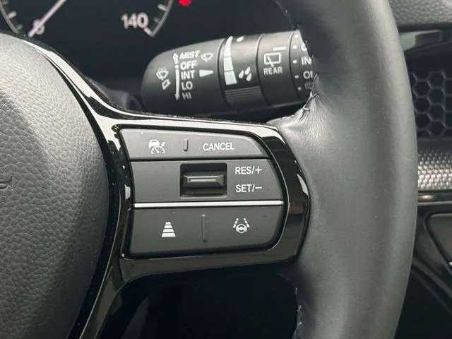 Certified Used 2025  Honda EX-L image 11