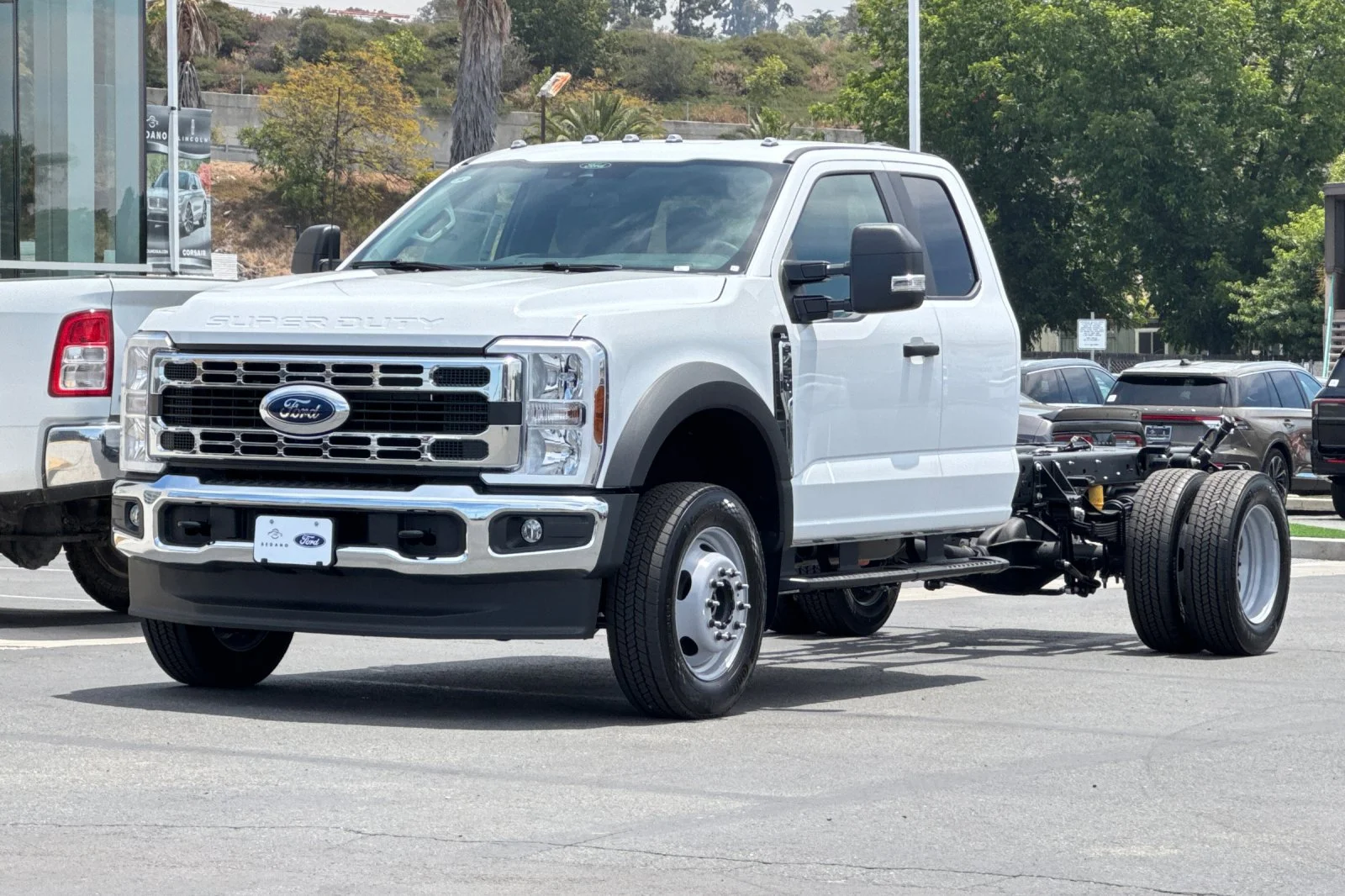 New 2026 Oxford White Ford F-450® XL image 7