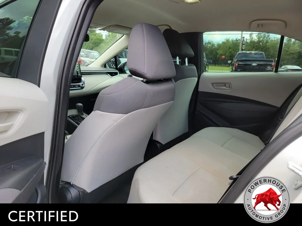 Used 2022 Silver Toyota LE image 14
