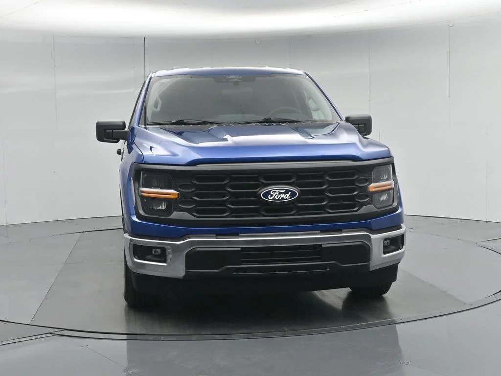 New 2026 Oxford White Ford XLT image 49