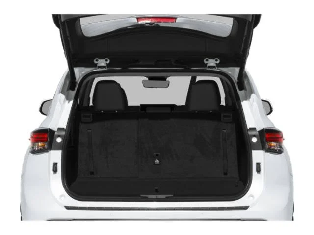 Used 2023  Toyota Limited image 12