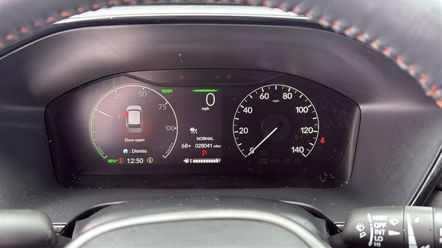 Used 2024  Honda Sport image 15
