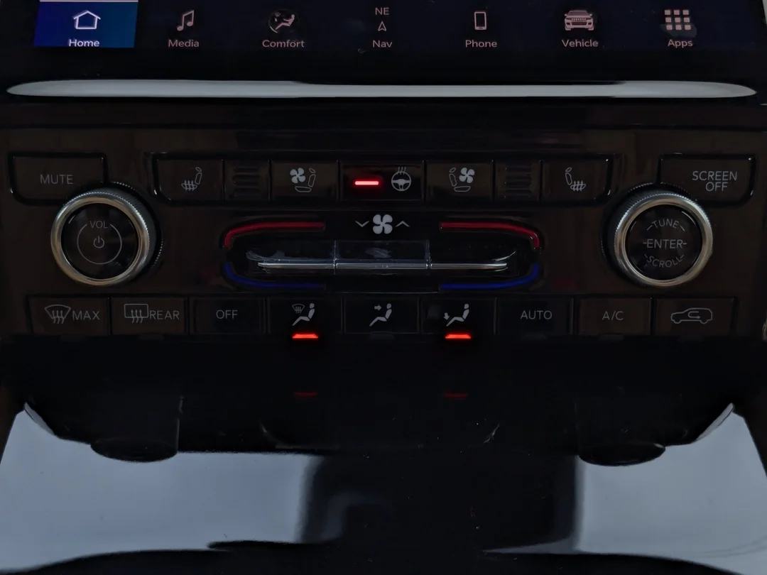 New 2025 Black Jeep Summit Reserve - - 4x4 - Panoramic Sunroof - Palermo Leather - McIntosh Audio & More! image 25