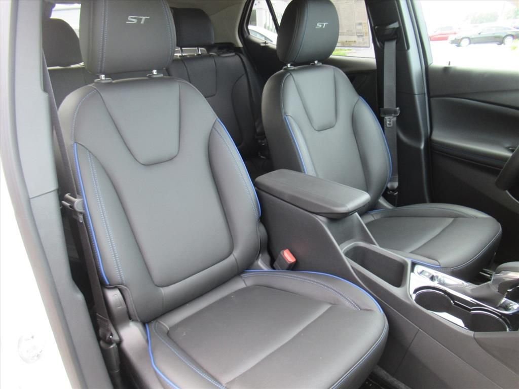 Used 2026 White Buick Sport Touring image 9