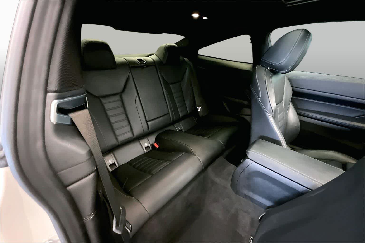 Used 2024 Alpine White BMW M440i image 20