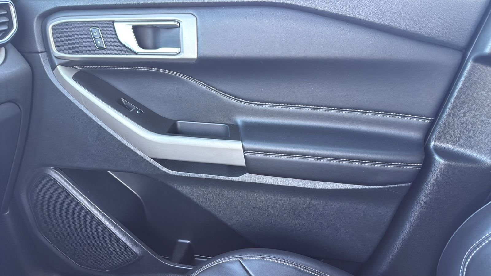 Used 2023 White Ford XLT image 22