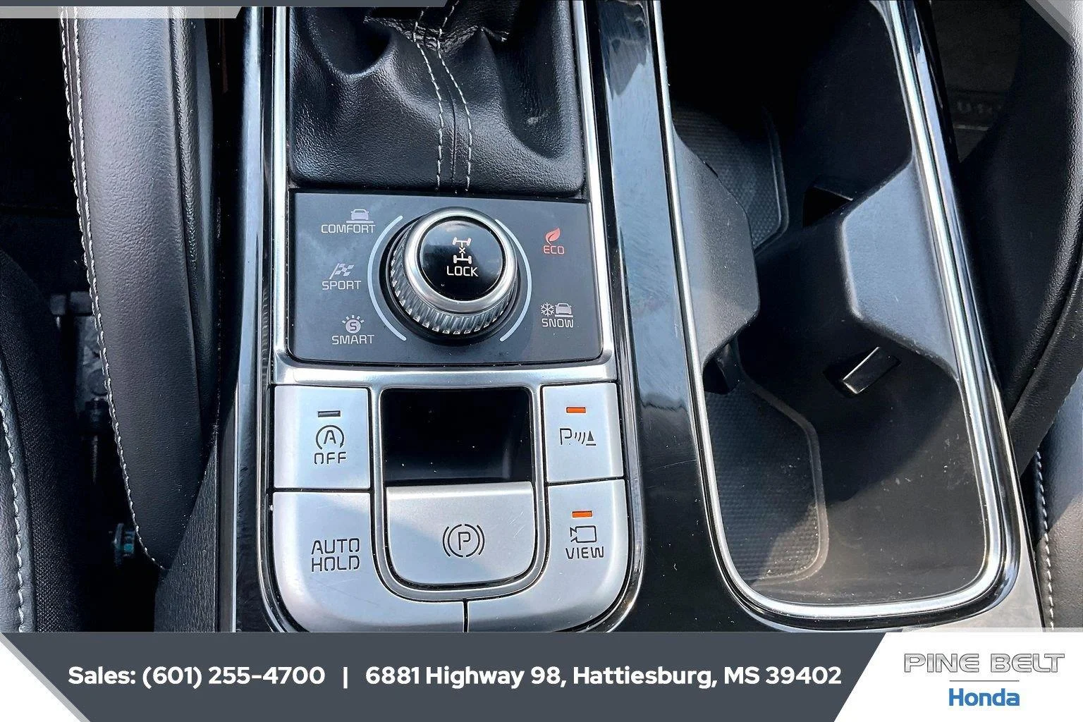 Used 2022 Glacial White Pearl Kia SX image 23