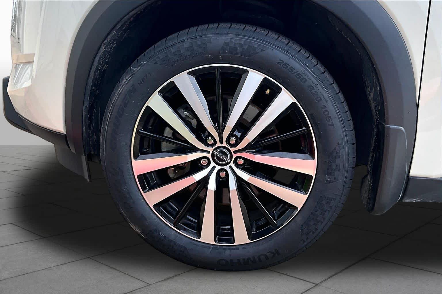 Used 2024 Pearl White Tricoat/Super Black Nissan Platinum image 10