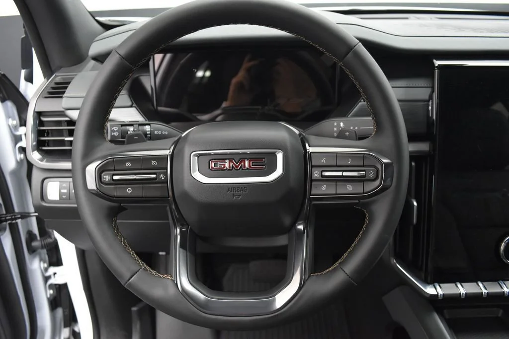 2026 GMC Acadia AT4 - Photo 9