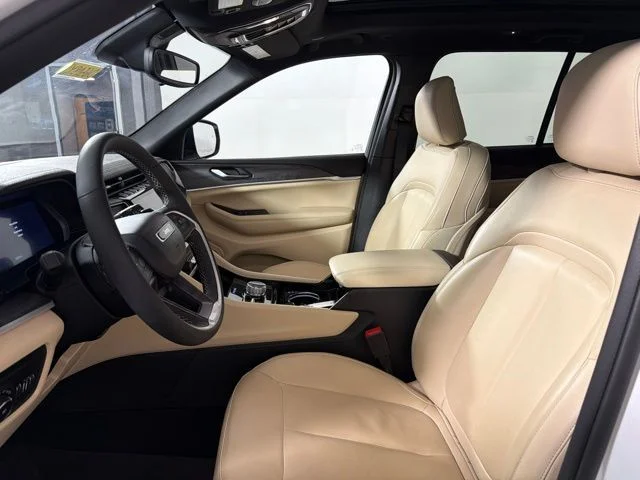 Certified Used 2023 White/off-white Jeep Limited image 19