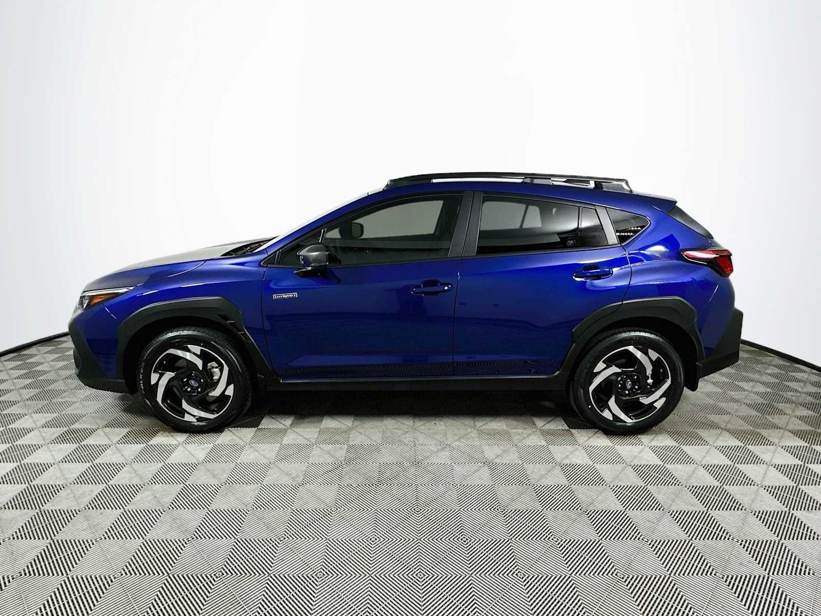 New 2026 SAPPHIRE BLUE PEARL Subaru Limited Hybrid image 4