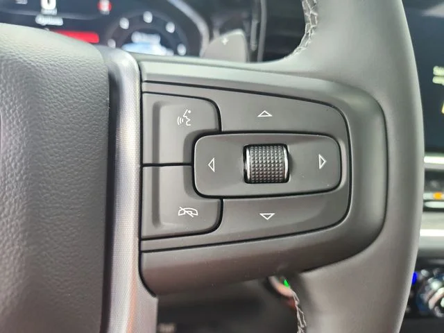 New 2026 White GMC SLT image 27