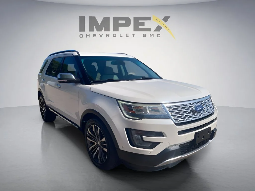 Used 2017 White Ford Platinum image 7