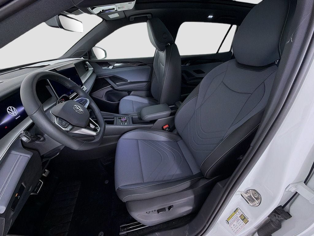 New 2026 Opal White w/Deep Black Roof Volkswagen 2.0T SE R-Line Black 4MOTION image 22