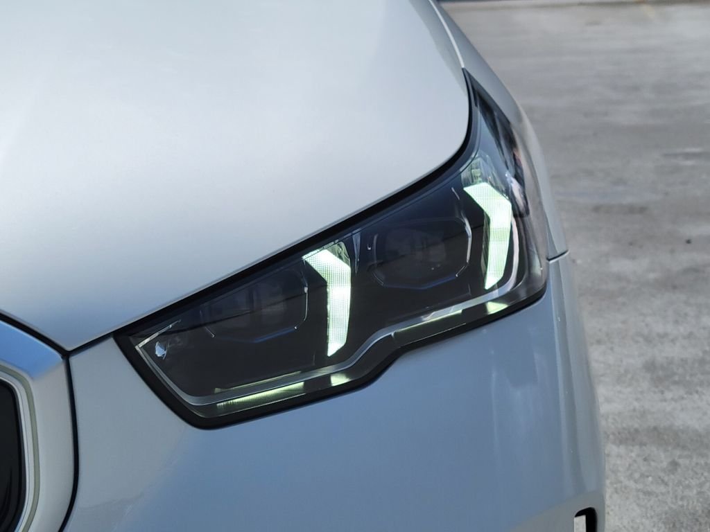 2026 BMW 5 Series 530i - Photo 9